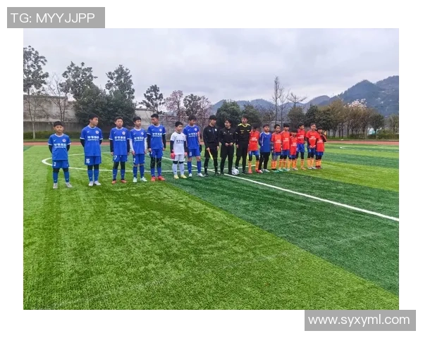 高弓足球明星的崛起与挑战：从草根到顶级球场的奋斗之路